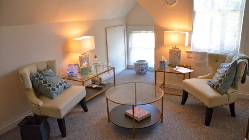Individual Guide On Professional Therapist Rooms
